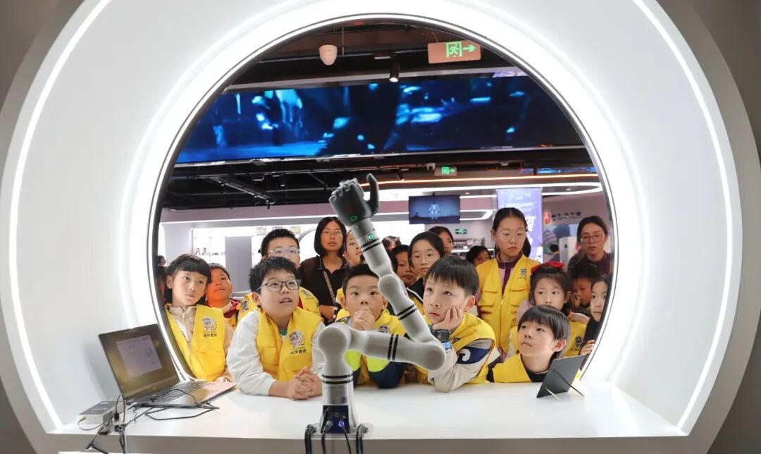 中小学春秋假，多地官宣！